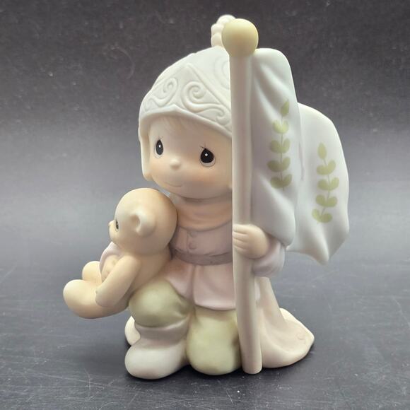 Precious Moments Knight Soldier Figurine 1992 This Land is Our Land - Picture 6 of 6